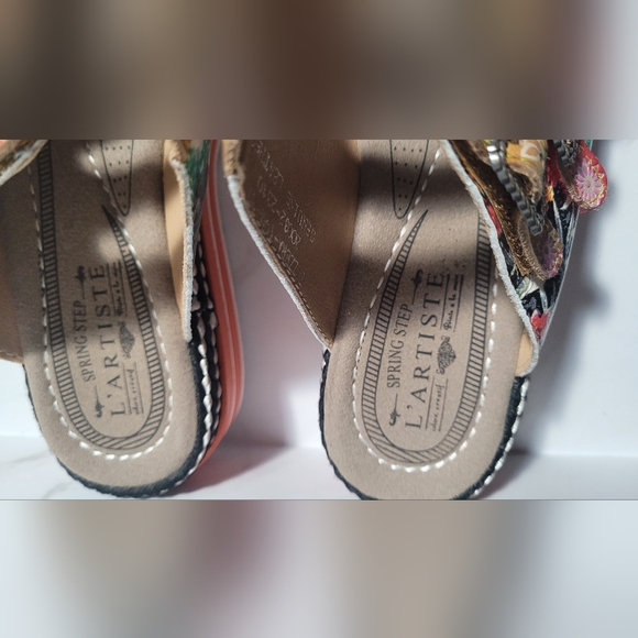 NWT L'Artiste Spring Step Zazzera Sandals Floral Leather Size EU 37/ US 6.5 - Picture 8 of 13
